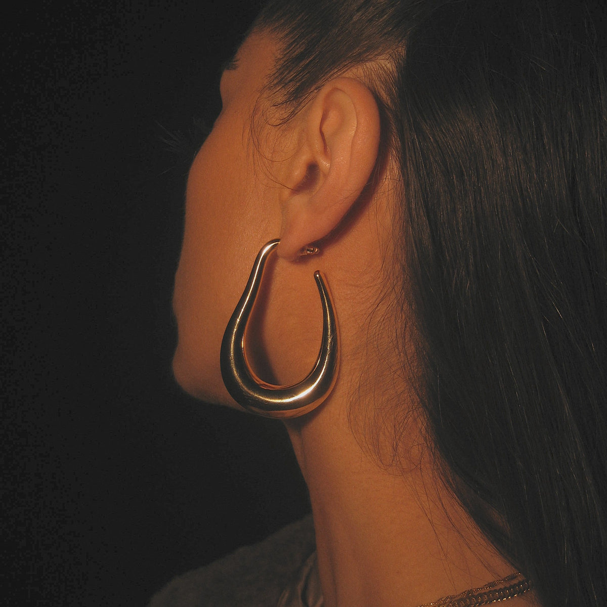 Lilah Hoops