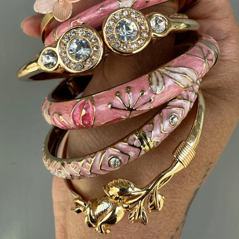 Rosa Bangle